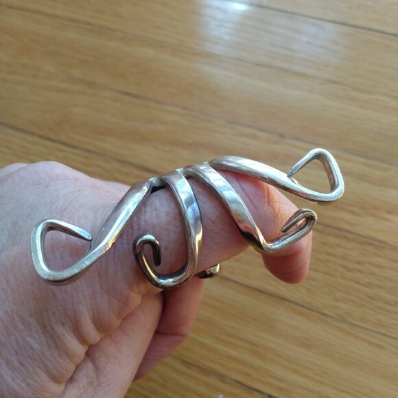 Large Vintage Fork Ring Silver Tone Twisted Avant Garde Design Thick Men Jewelry - Picture 12 of 16